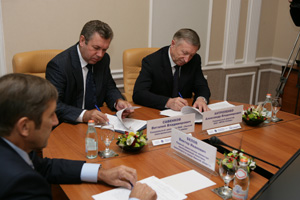 МРСК Сибири развивает сотрудничество с производителями энергооборудования