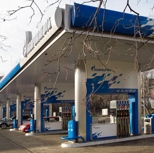 «Газпромнефть-Центр» увеличил сбыт нефтепродуктов через собственную сеть АЗС